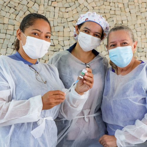 Dia D de vacinação contra a influenza aplica 250 doses em Senador Canedo