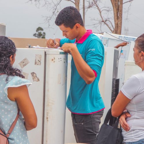 Mutirão da Equatorial leva serviços gratuitos, sorteio de geladeiras e cursos para Senador Canedo