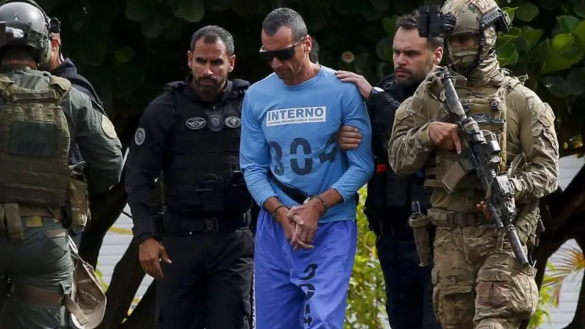 Goiás transfere líderes do PCC e CV para presídios federais e frustra plano de fuga com táticas de guerrilha