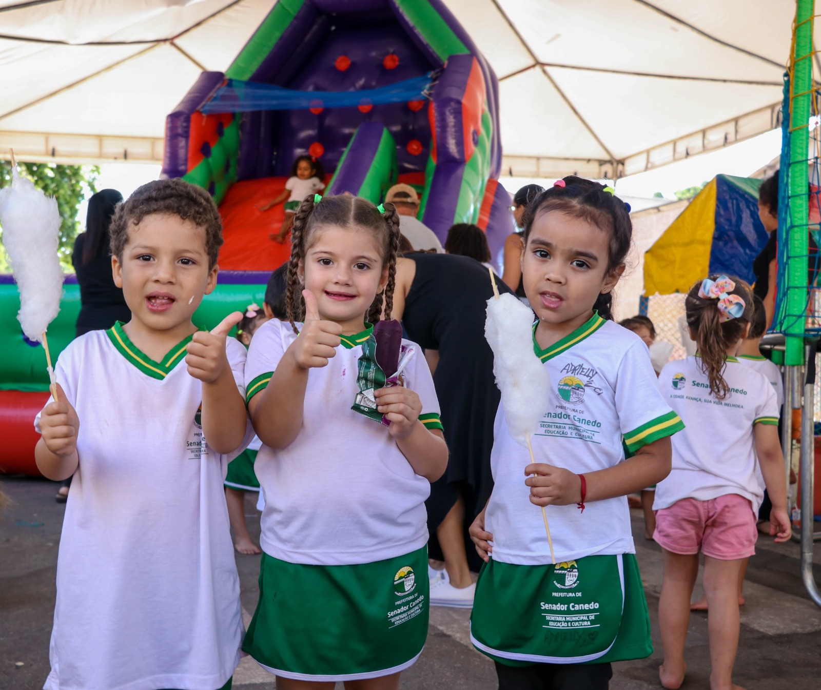 Emei Prof. Antônio Alves de Morais realiza dia especial de recreação em parceria com o Goiás Esporte Clube