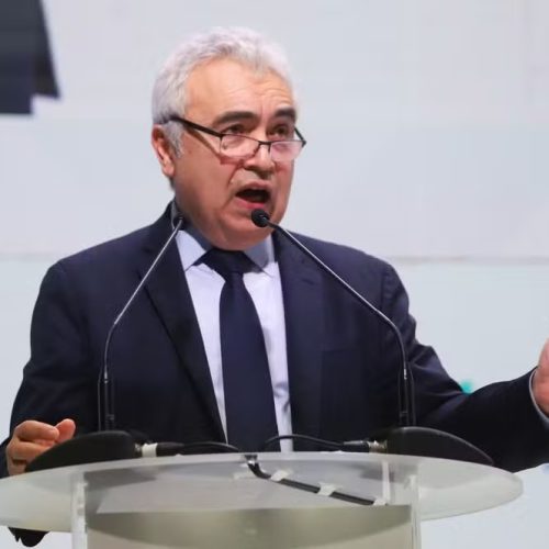 Crise no Estreito de Ormuz eleva preços e acende alerta global sobre energia