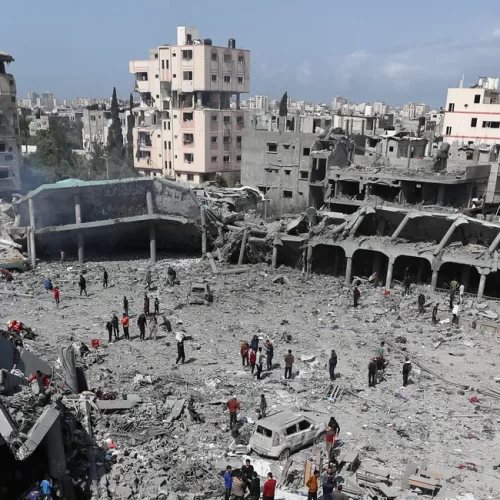 Israel lança nova ofensiva terrestre em Gaza e intensifica pressão sobre o Hamas