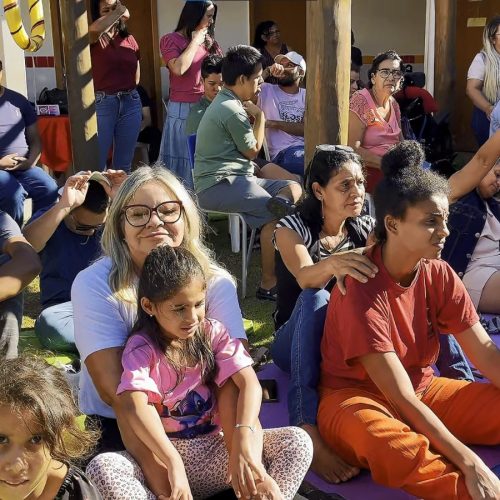 Pestalozzi celebra o Dia das Mães com evento emocionante de homenagem e reconhecimento