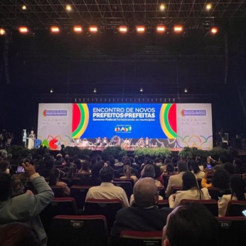 Vice-prefeita Salma Bahia destaca apoio federal e troca de experiências em encontro de prefeitos em Brasília