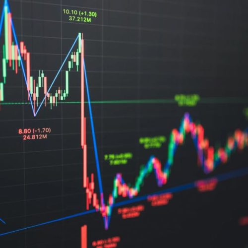 Relatório do Banco Central do Brasil aponta inflação em alta e PIB estagnado