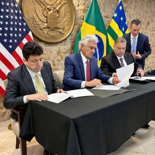 Goiás firma acordo com os EUA para exploração de minerais críticos e terras raras