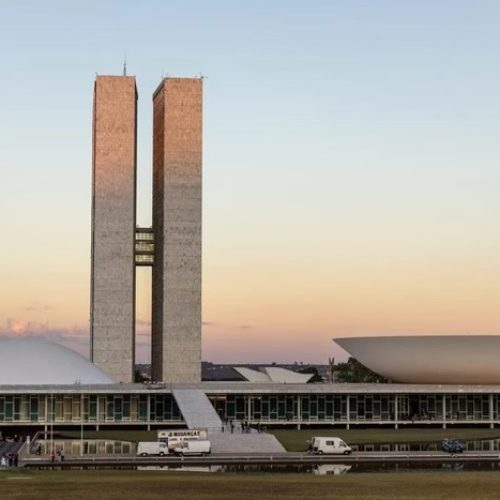 Impasse na Câmara: definição do comando das comissões é adiada para próxima semana