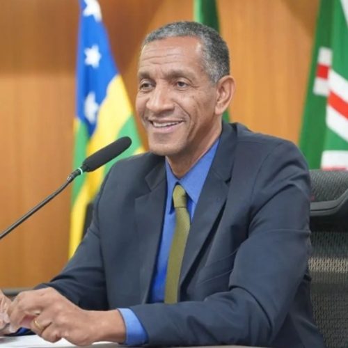 Lei do deputado Quirino garante prioridade em investigações de crimes contra idosos em Goiás