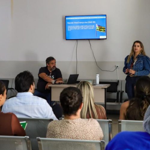 Capacitação orienta profissionais sobre registro de óbitos e nascidos vivos em Senador Canedo