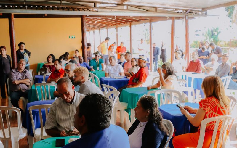 Senador Canedo homenageia líderes comunitários com evento especial