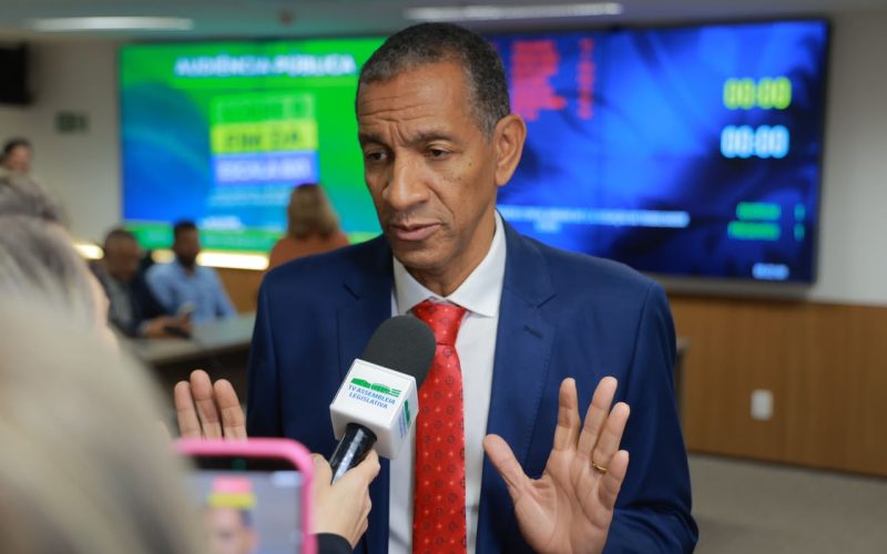 Audiência pública debate impactos do fim da escala 6×1 para trabalhadores idosos em Goiás