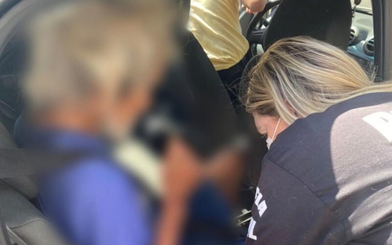 Policial aposentado é encontrado desnutrido em Goiânia; filho adotivo é preso