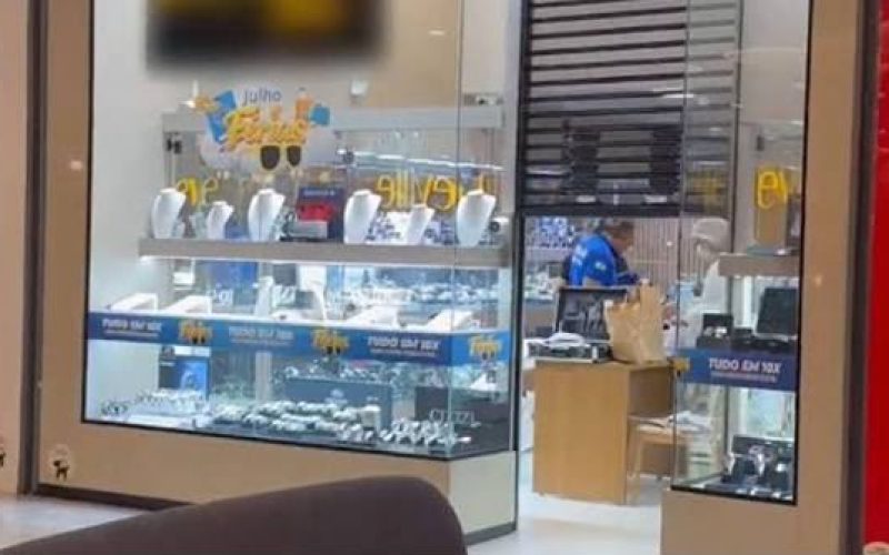 Joalheria é furtada e prejuízo chega a R$ 400 mil em Goiânia