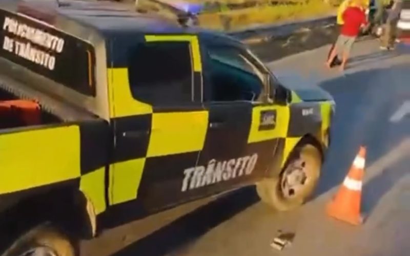 Acidente envolvendo moto e carros é registrado na GO-403, em Senador Canedo