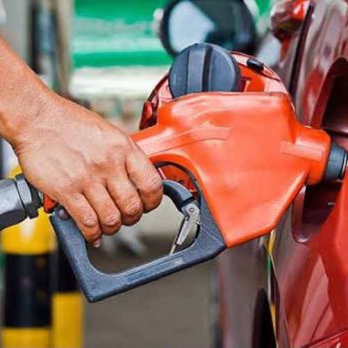 Gasolina com 32% de etanol: o que muda e quais cuidados ajudam a evitar problemas no carro