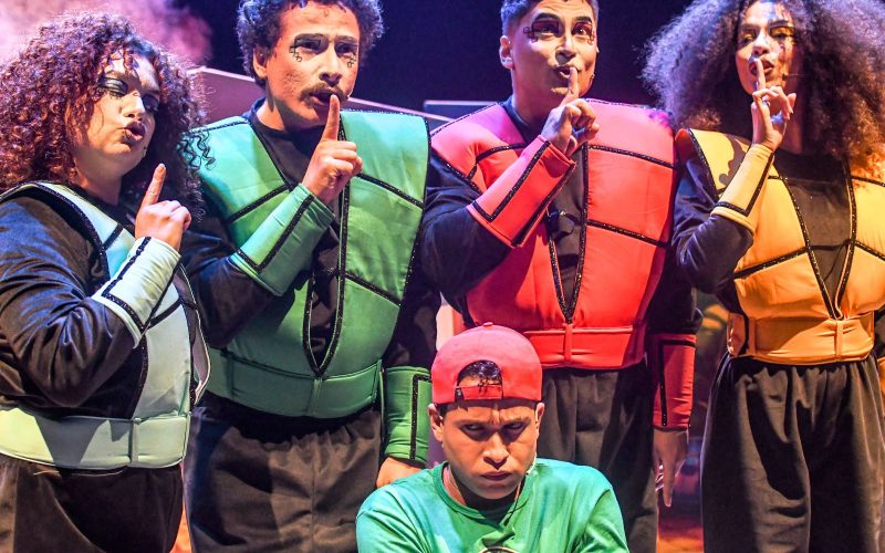 Duas sessões gratuitas de teatro vão transformar o Paço Municipal em palco para toda a família em Senador Canedo