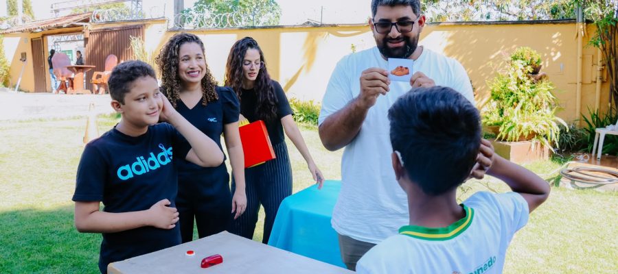 Cultura surda ganha espaço e reúne estudantes em programação especial em Senador Canedo