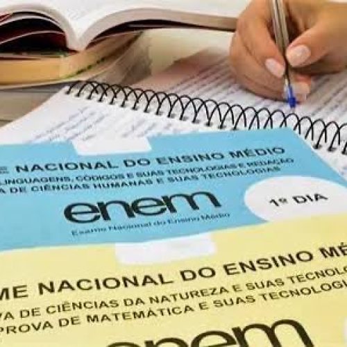 Goiás tem mais de 166 mil inscritos no Enem 2026; veja quando sai o cartão de confirmação