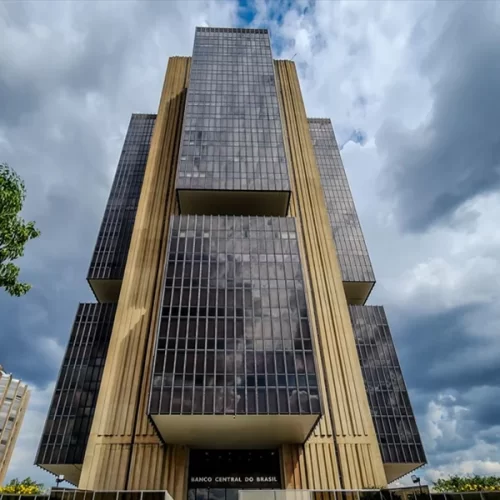 Banco Central alerta para avanço do superendividamento no Brasil