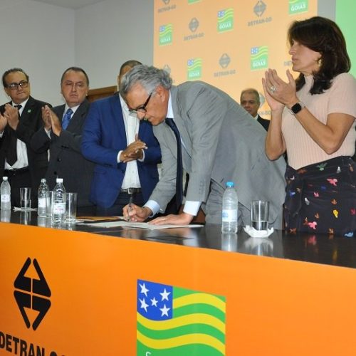 Governo de Goiás prorroga prazo do IPVA para 31 de outubro após falha no sistema do DETRAN