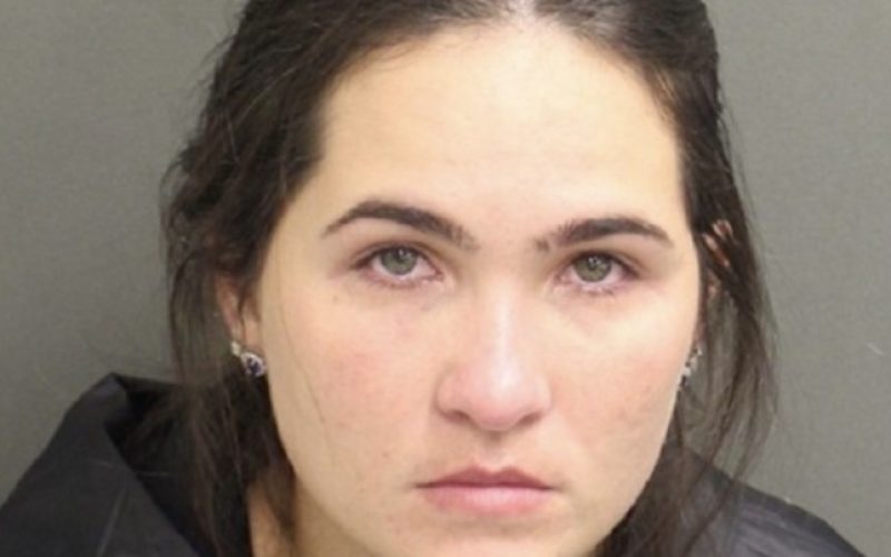 Esposa de Henrique, da dupla com Juliano, é presa na Flórida após ocorrência policial