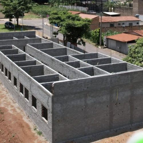 Centro de Fisioterapia de Caldazinha ultrapassa metade da obra e avança saúde