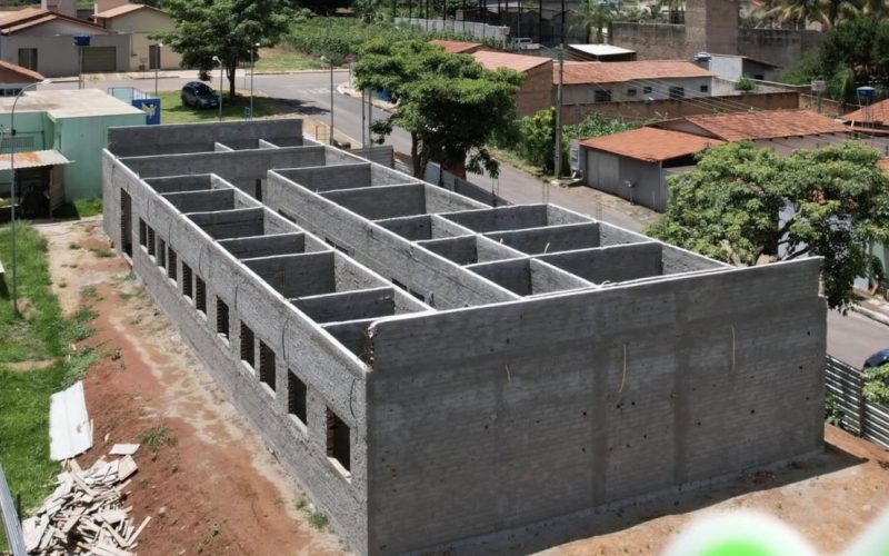 Centro de Fisioterapia de Caldazinha ultrapassa metade da obra e avança saúde
