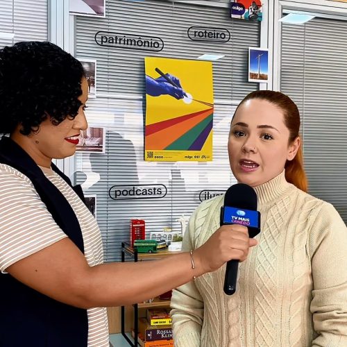 Mais de 60 e mais conectados: Curso gratuito capacita idosos no uso seguro do celular e na autonomia digital