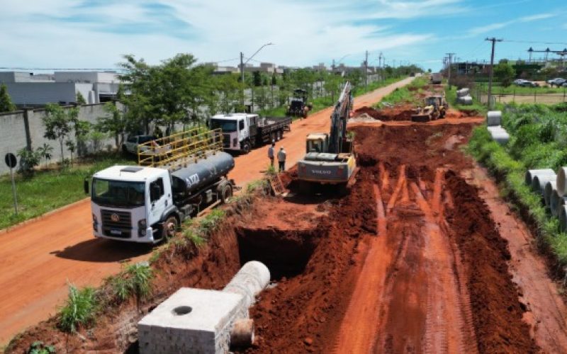 Obra de drenagem na Avenida Anápolis melhora acesso ao Polo Industrial de Senador Canedo