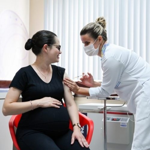 Senador Canedo amplia vacinação contra o Vírus Sincicial Respiratório em todas as unidades de saúde