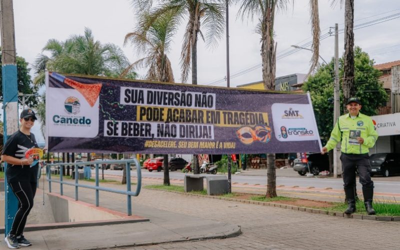 SMT e Detran-GO realizam blitz educativa no pré-carnaval em Senador Canedo