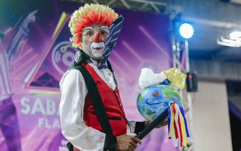 Oficina gratuita orienta artistas de Senador Canedo a montar portfólio para projetos culturais