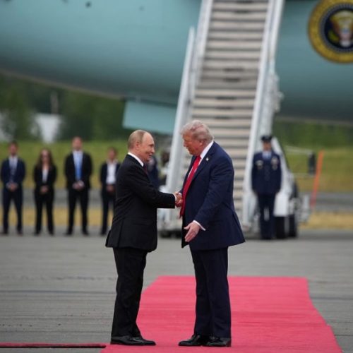 Putin impõe acordo: Donbass à Rússia e Ucrânia sem tropas da Otan