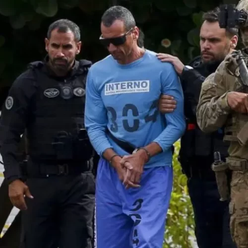 Goiás transfere líderes do PCC e CV para presídios federais e frustra plano de fuga com táticas de guerrilha